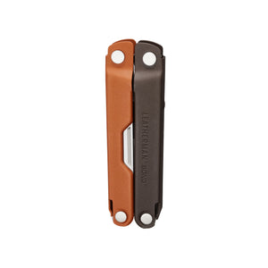 Translation missing: en.Burnt Sienna Bond front in a closed position