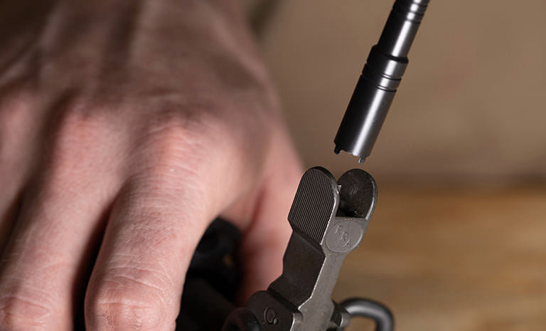 Translation missing: en.Sight Adjuster in use